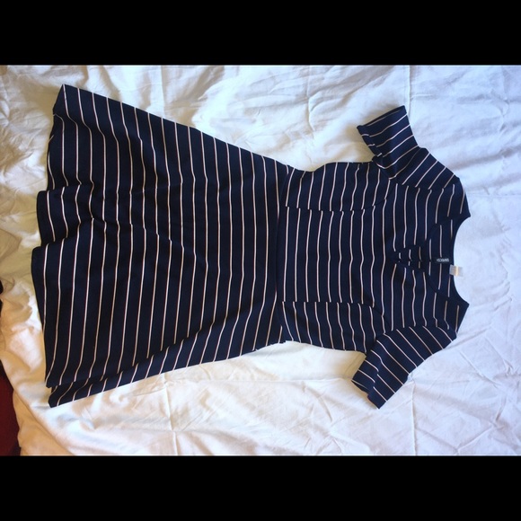 stripped dress - Picture 2 of 3